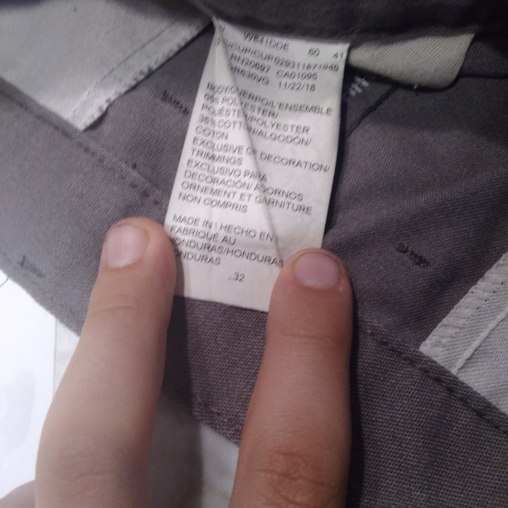 Shorts - Picture 6 of 6